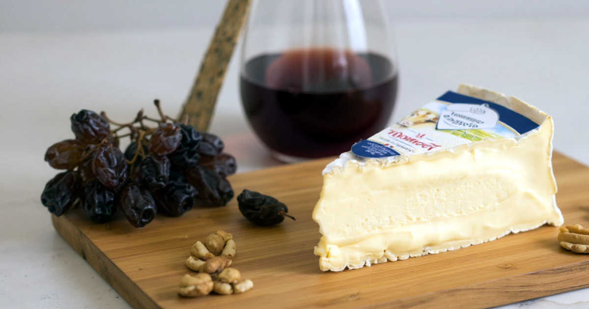 The Modern Masterpiece: An Expert's Guide to Selling Fromager d'Affinois Le Fromager